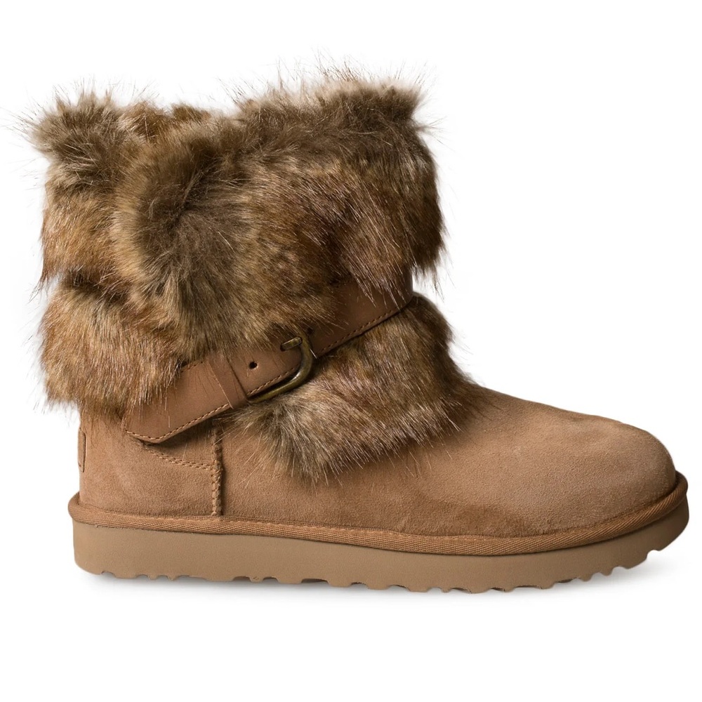 UGG Classic Buckle Mini